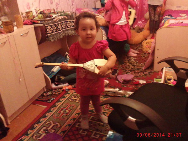 Шынар Холат (Жувашева)