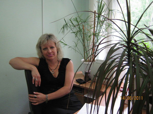 Елена Залога