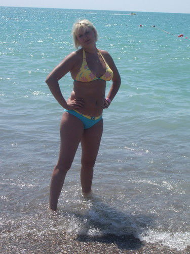 Оля Сафонова