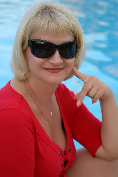 Лариса Позднякова