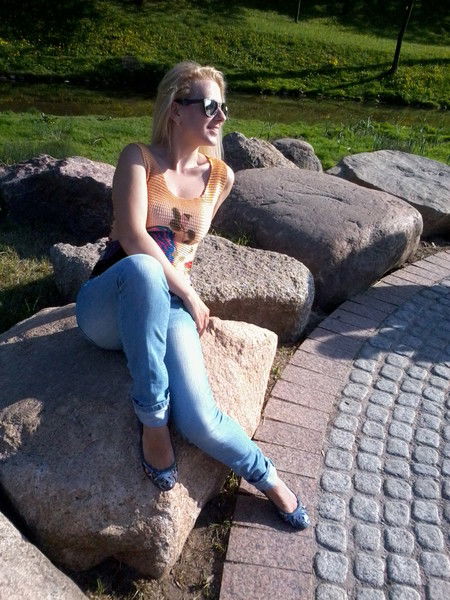 Анюта Попович