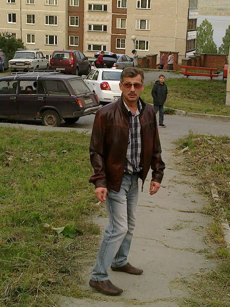 Владимир Попов