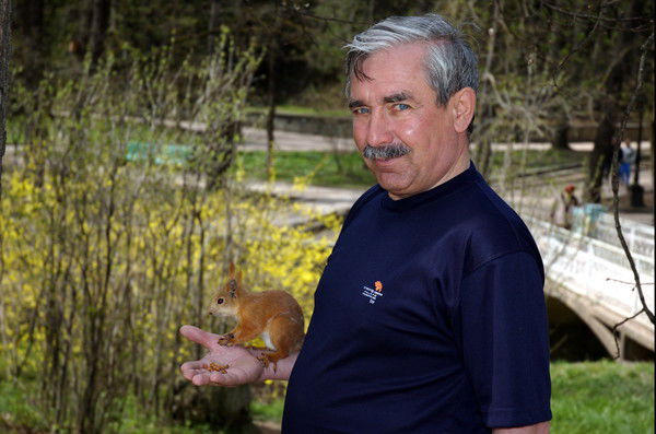 Юрий Овчаров