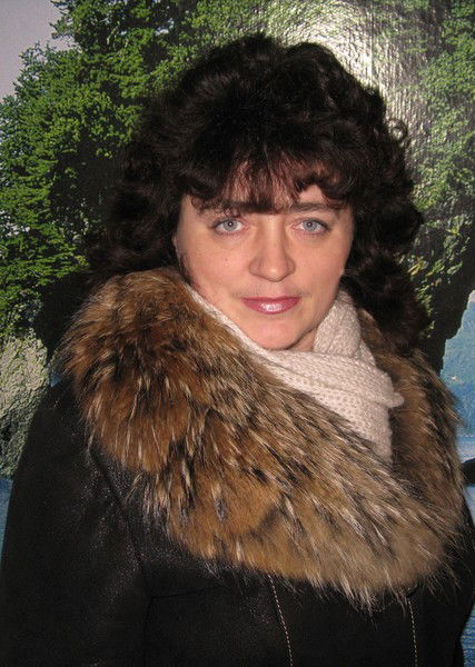 Елена Непомнящая