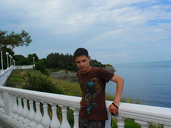 Александр Петровский