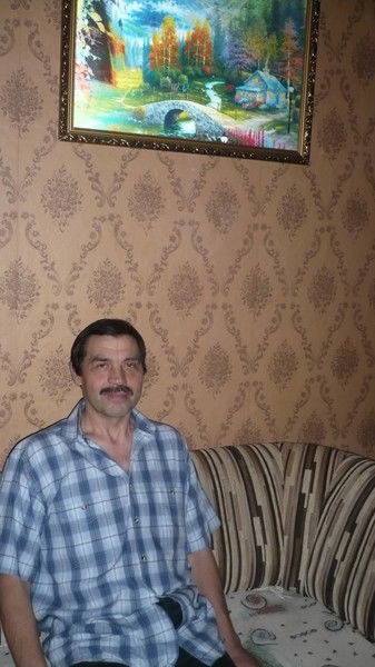 Василий Лазаренко