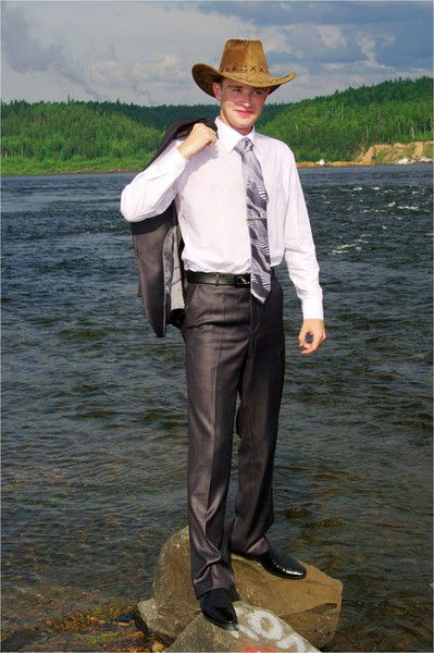 Антон Кондратьев