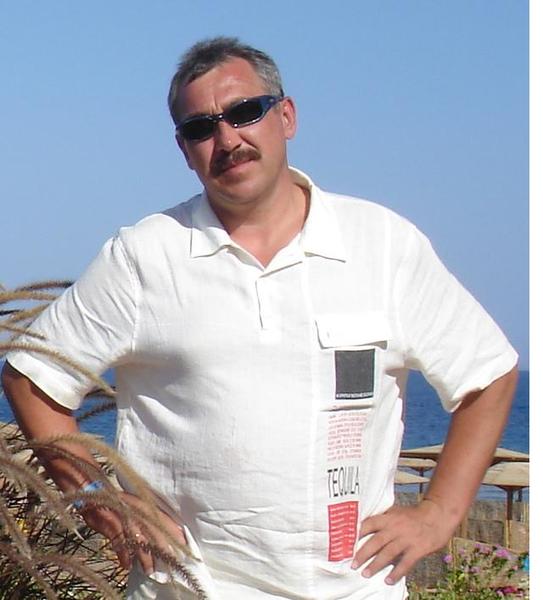 Александр Симонов