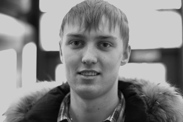 Артём Папонов