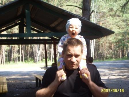 Дмитрий Довженко