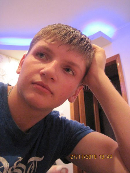 Денис Бондаренко