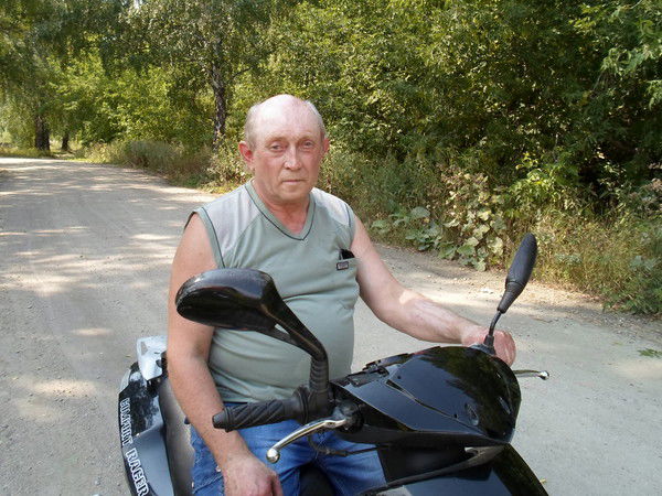 Владимир Деревенцев