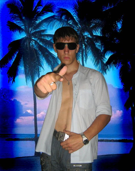 Антон Андреев