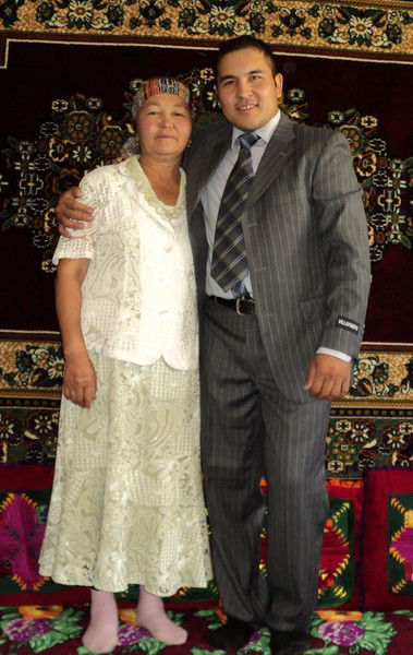 Нурбек Таиров