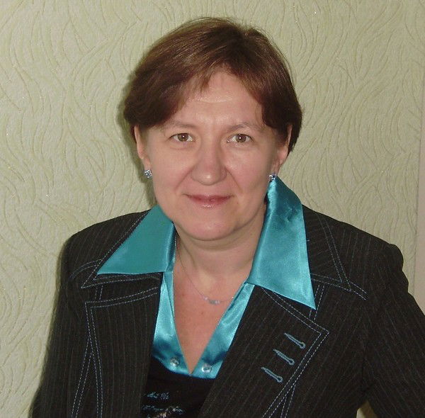 Лариса Стрежнева