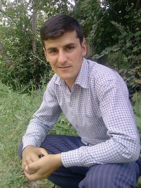 Файзали Устоев