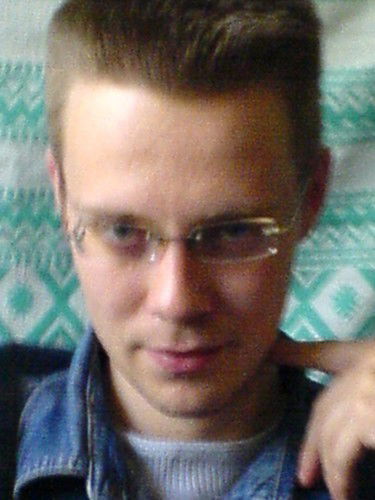 Максим Петровец