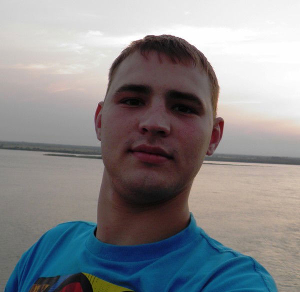 Виталий Константинов