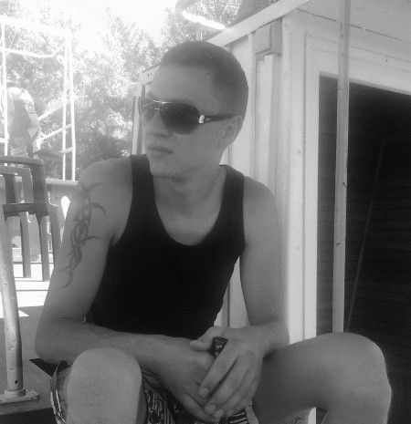 Олег Погуляев