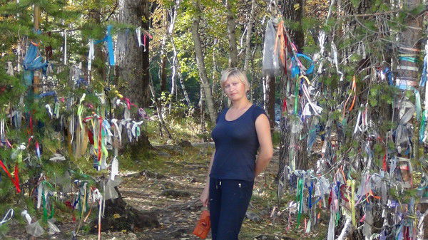 Елена Закаменная