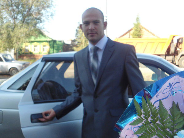 Александр Истомин