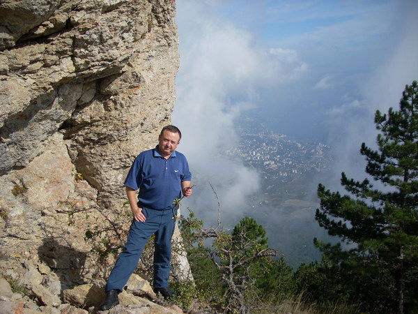 Юрий Колесник