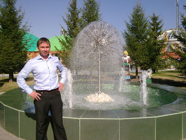 Игорь Максимов