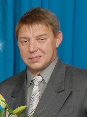 Виктор Басов