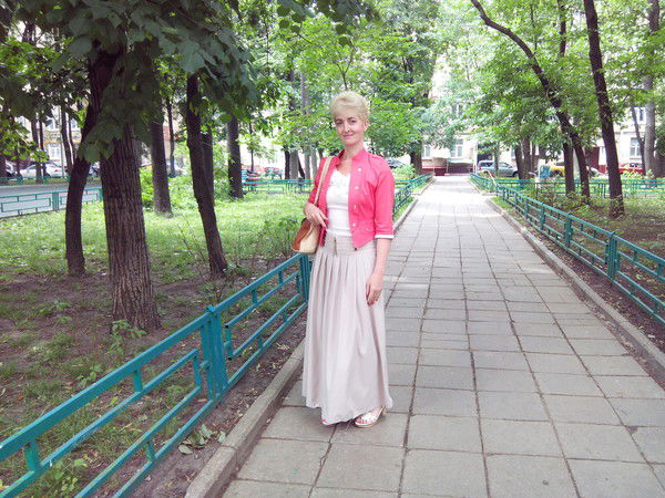 Эмилия Железкова