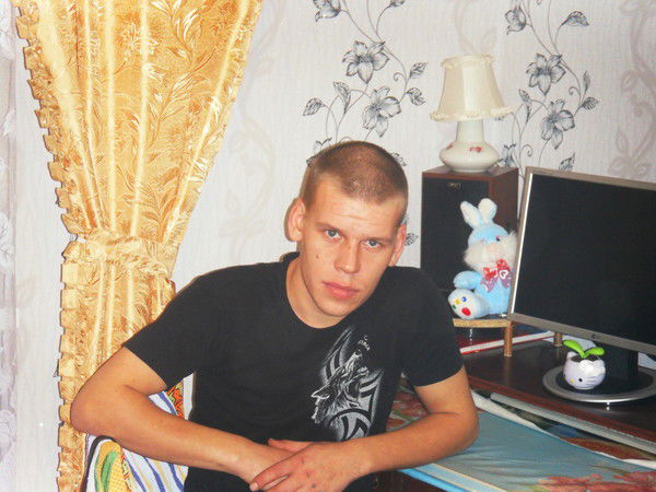 Николай Волхов