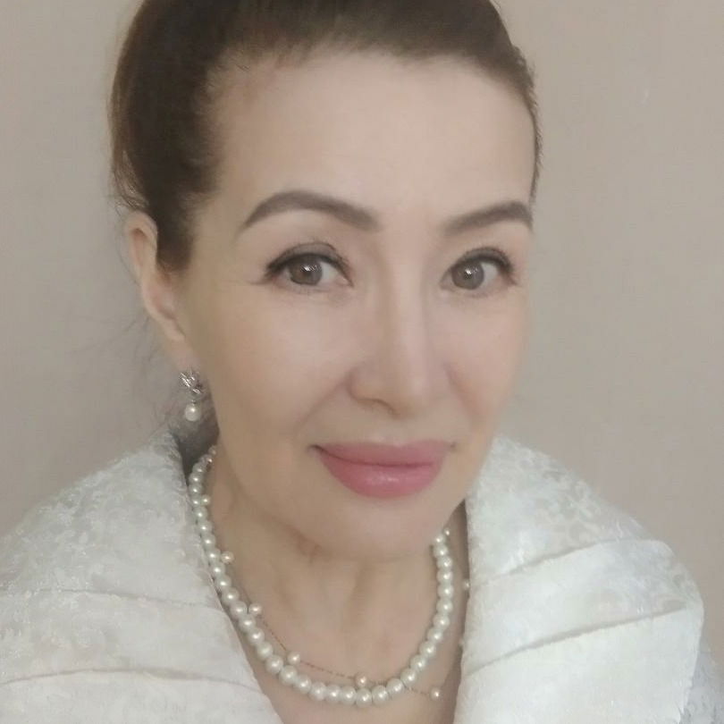 Ася Сакенова