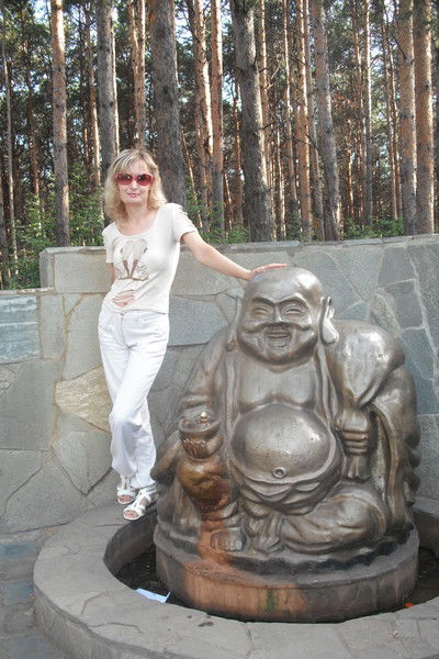 Натали Валова