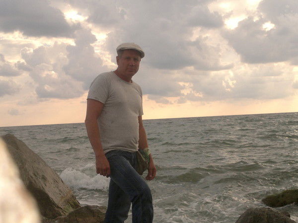 Виталий Степанов