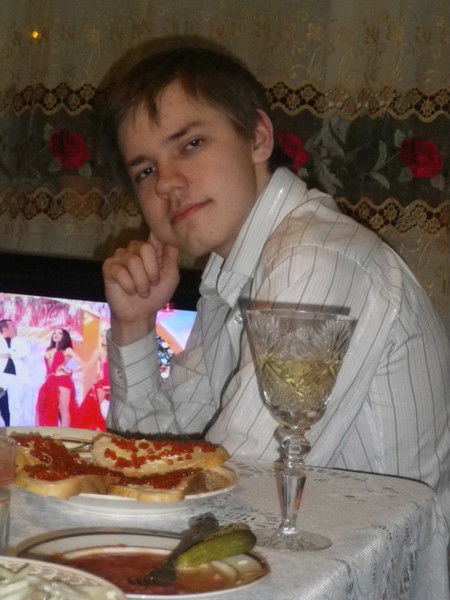 Андрей Романов