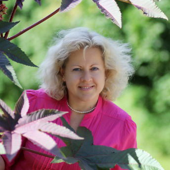 Лариса Зиновьева