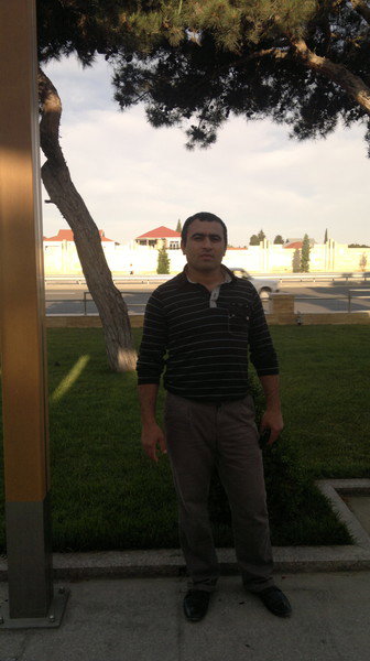 Rovsen Aqalarov