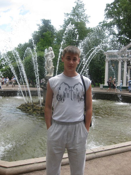 Евгений Николаев