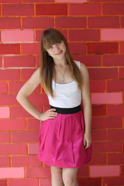 Анюта Местная