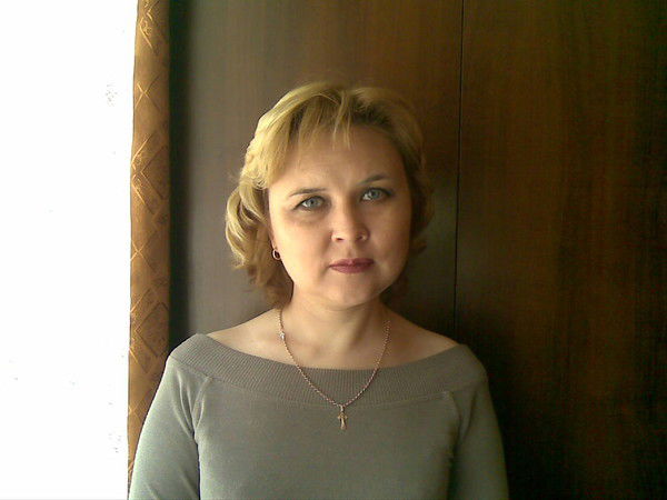 Наташа Лежнина