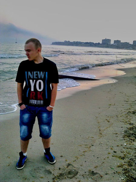 Артур Новиков