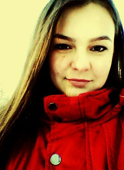 Анна Иванова