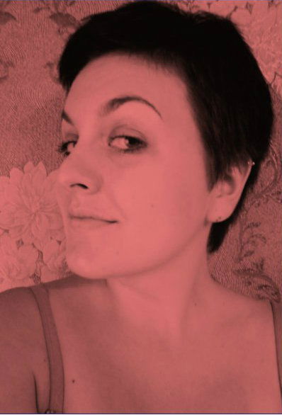 Каролина Абамеликова