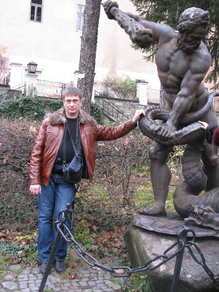 Олег Волков