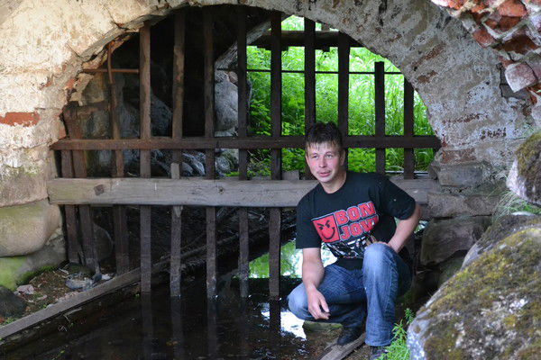 Антон Сулоев