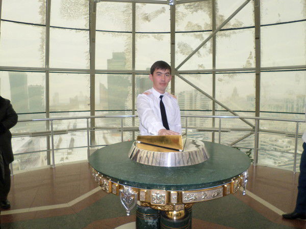 Арман Жанысбеков