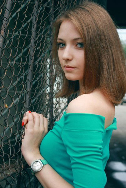 Очень Полосатая Пчолка