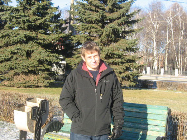 Валера Новоселов