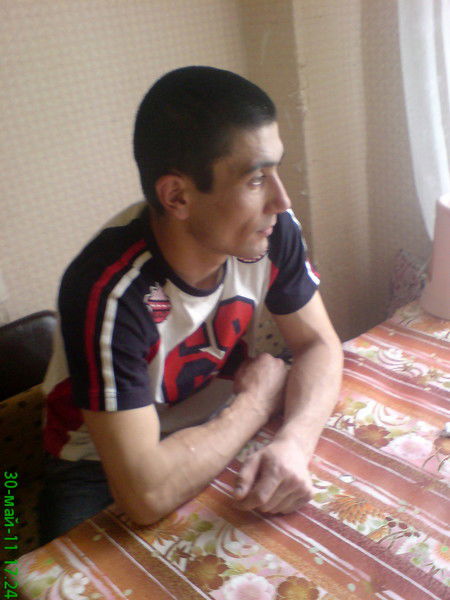 Умид Дадабоев