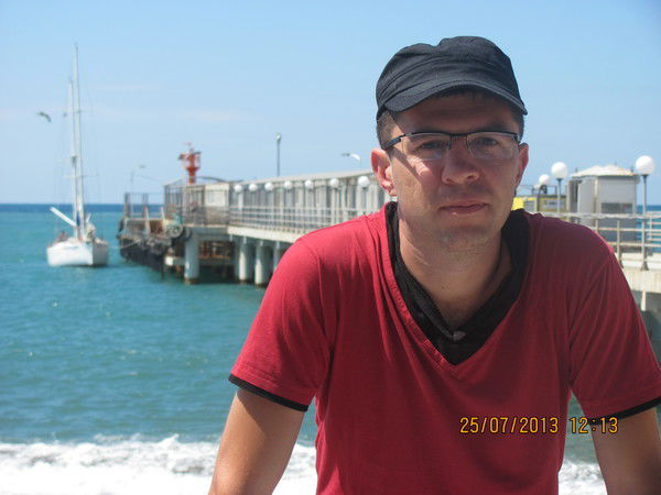 Макс Землякоff