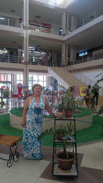 Утенова Гульжан